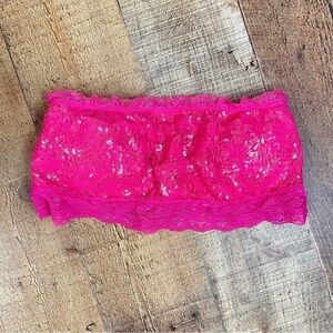 Tarea Rue 21 Medium Juniors Sequin Lace Hot Pink Bandeau Bra Top